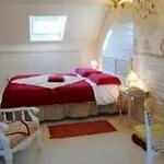 Le Vendome Cote Jardin Bed & Breakfast Tours