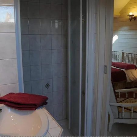 Couette-café Le Vendome Cote Jardin