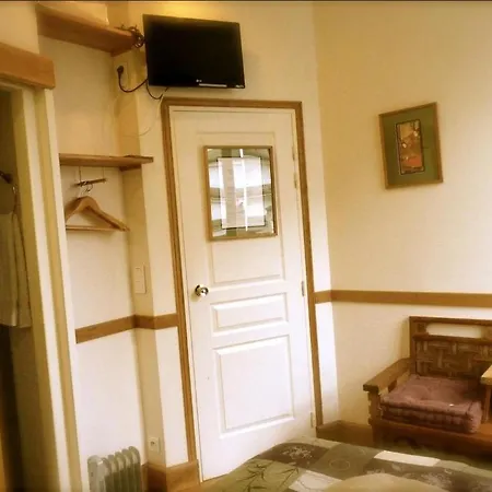 Le Vendome Cote Jardin Tours