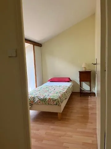 Le Vendome Cote Jardin 2*