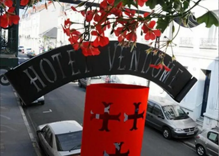 Le Vendome Cote Jardin 2*