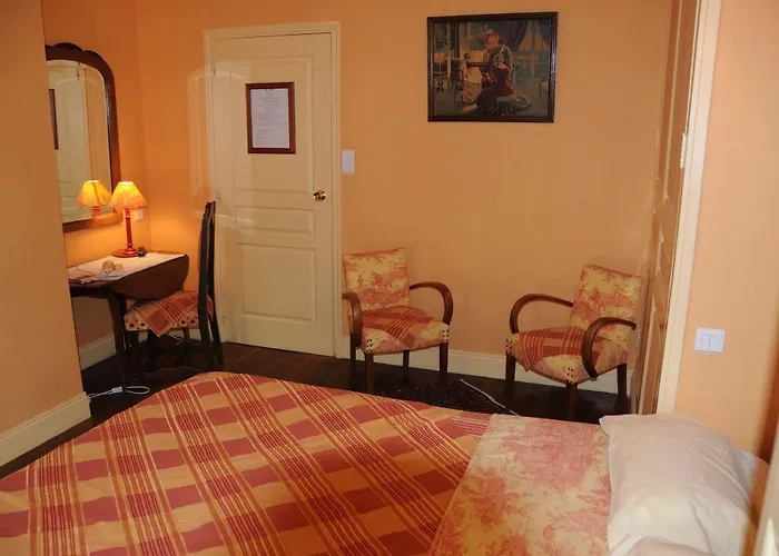 Bed & Breakfast Le Vendome Cote Jardin Tours